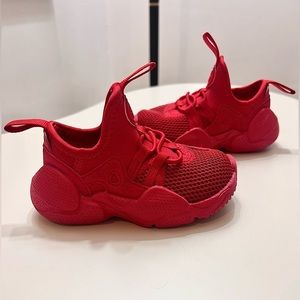 Nike Huarache E.D.G.E. Toddler sneakers.Excellent condition!